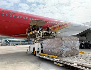 大件空運或包機? 